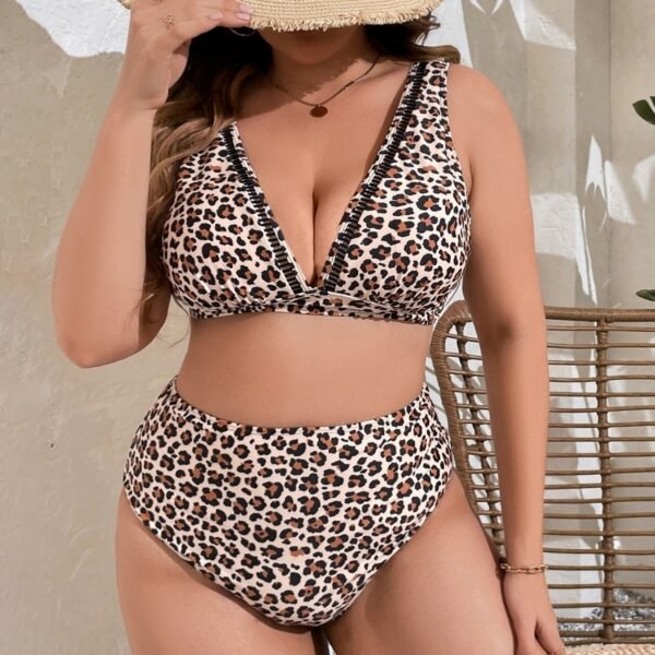 New-style Plus-size Backless Sexy Two-piece Swimsuit Womens Bikini
