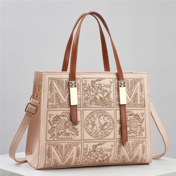 43cf52ba-e9ab-4492-9c6e-5c7311530497.jpg Light Luxury Portable Shoulder Messenger Bag