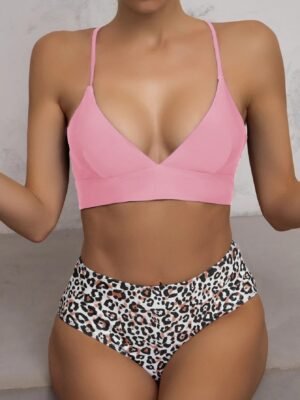 60471a17-390e-40a1-af8d-c38e818973c4.jpg Ladies Split Swimsuit Sexy Leopard Point